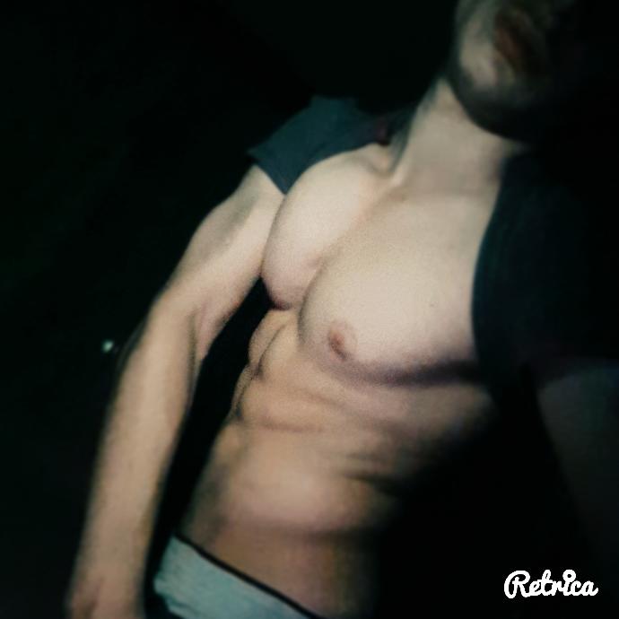 6 Aydır evde spor yapıyorum fiziğim sizce nasıl?