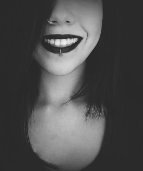 Piercing mi ? Dövme mi ? 