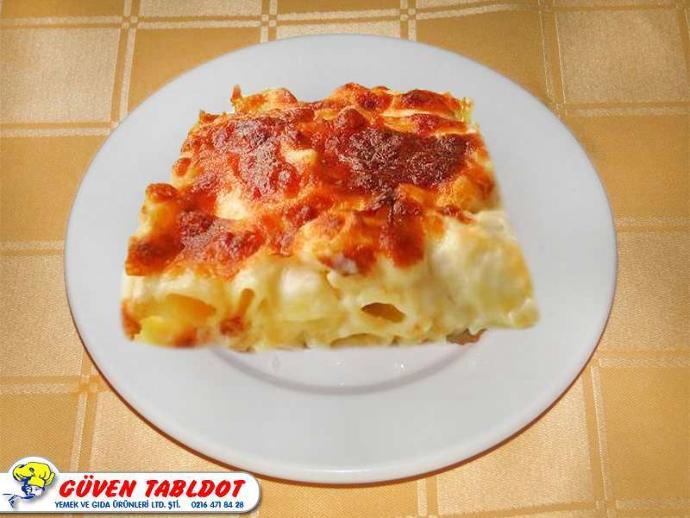 Fırında kaşarlı makarna yiyen var mı lütfen bakarmısınız?
