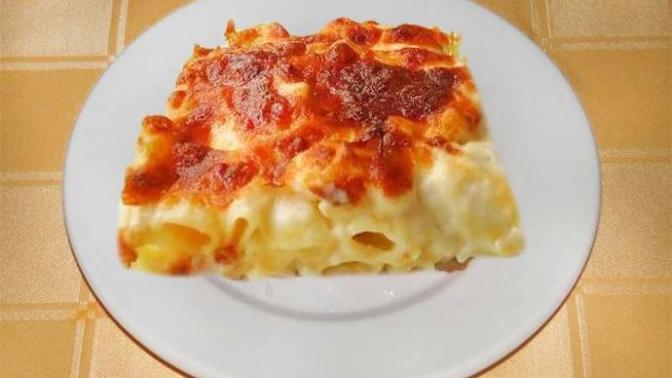Fırında kaşarlı makarna yiyen  var mı lütfen bakarmısınız?