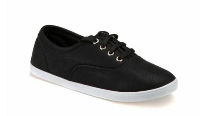 Eşofmanların altına sneaker giyinir mi?