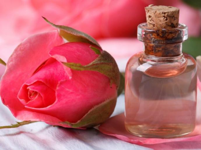 Gül suyunun faydaları ve zararları neler?