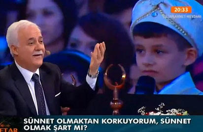 Nihat Hatipoğlu'na soru soran kişiler trol mü yoksa salak mı :D?