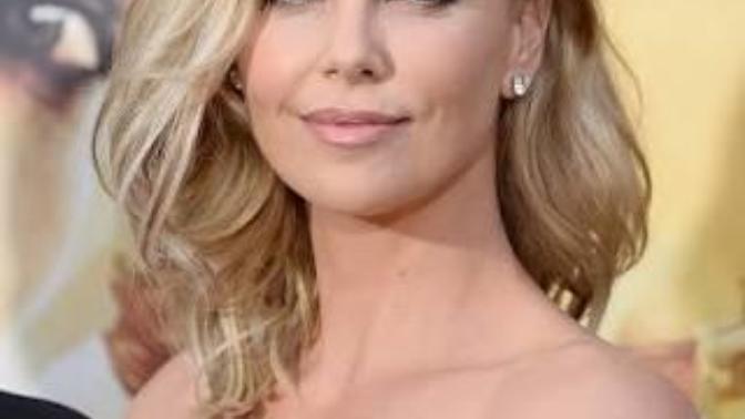 Hande Erçel mi Daha Güzel Charlize Theron mu (gencligi tabiki) ?