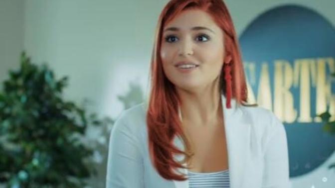 Hande Erçel'e kızıl saç yakışmış mı?