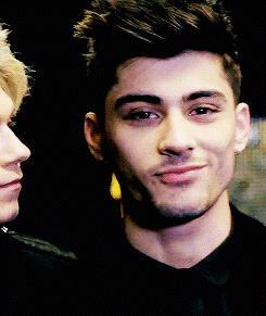 Zayn Malik'i mi, Justin Bieber mi daha yakışıklı?