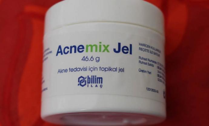 Acnemix Kuruluk Yapar mı?