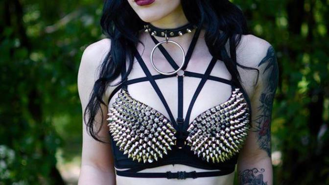 Gothic kızları nasıl buluyorsunuz?