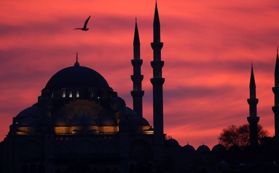 Güneş doğana kadar sahur yapılır mı? Ne zamana kadar yenir?