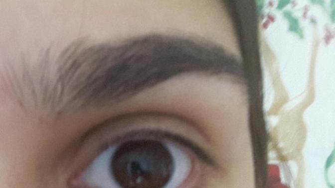 Kaşlarım ve gözlerim güzel mi?