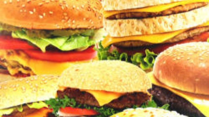 Hamburger sever misiniz? Et burger mi tavuk burger mi?