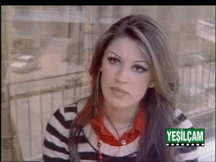 Gülsen Bubikoglunun Gencligi mi Hande Ercel mi?