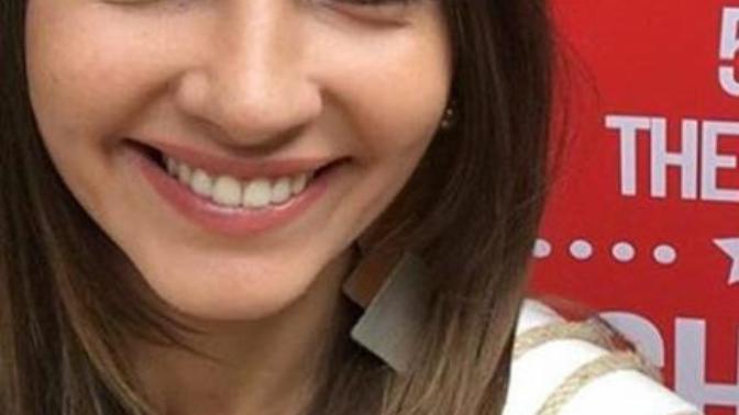 Leyla lydia tuğutlu saç rengi nedir?