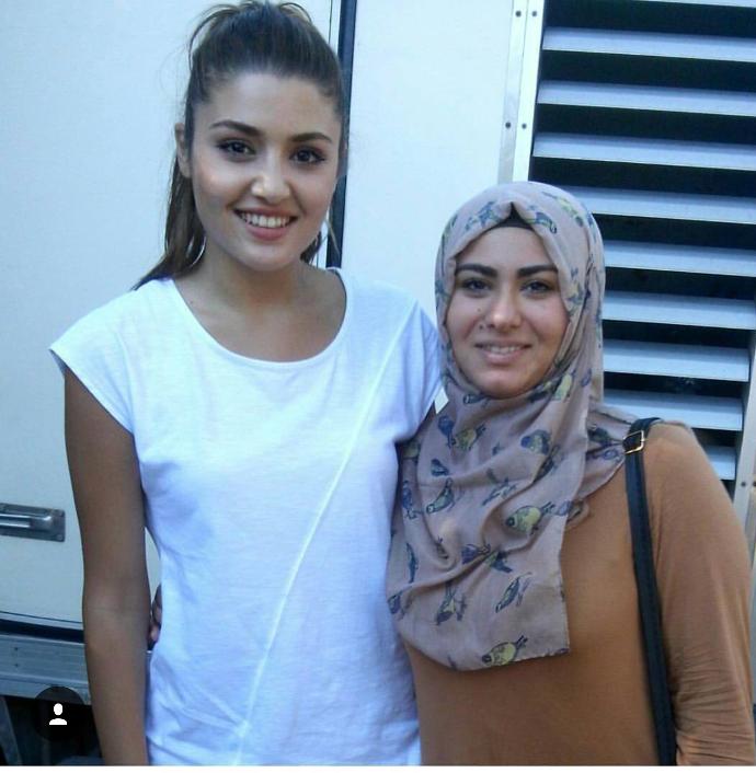 Hande Erçelin Dışarıdaki hali nasıl sizce? KizlarSoruyor