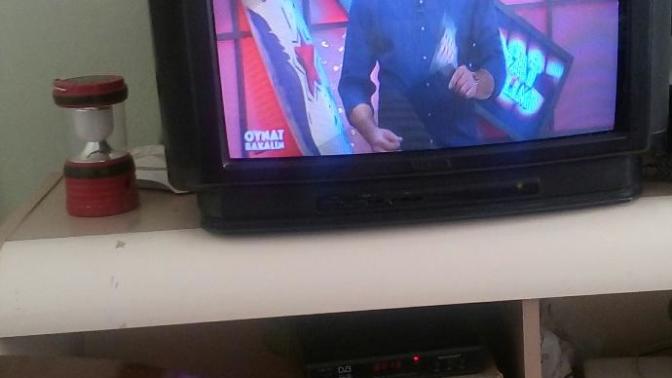Hala tüplü televizyon kullanan var mıdır?