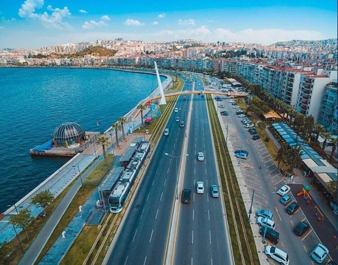 İzmirin meşhur şeyleri