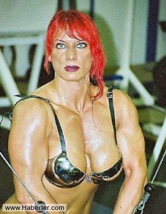 Sizce de kaslı kadınlar çok seksi olmuyor mu?