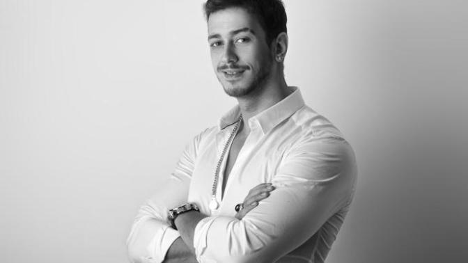 Saad Lamjarred i bileniniz var mı? Bu nasıl Arap erkeği gençler sempatiklik fışkırıyor :) ?