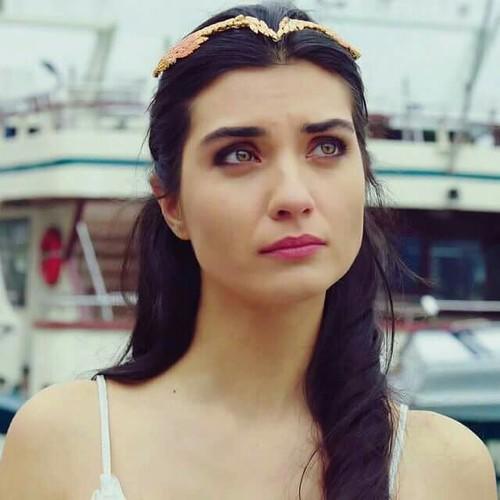 Büyük Anket! Sizce hangi Türk kadın oyuncu daha güzel?