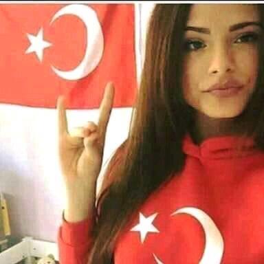 Türk Kızları/erkekleri hakkında ne düşünüyorsunuz? Asenalar hakkında :)? Bozkurtlar hakkında :)?