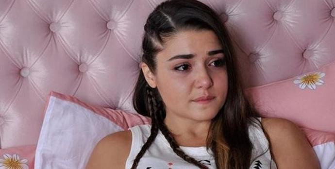 Şu kızın neresi güzel ya.. Hande erçelin abartıldığı kadar güzel olmaması?