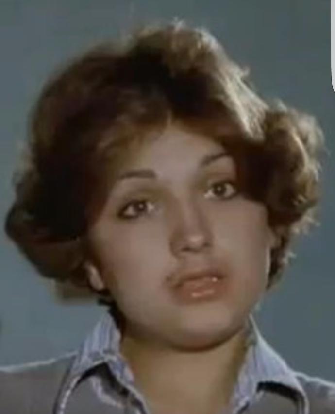 Kemal sunalın 'Meraklı köfteci' filmindeki kadının bıyıkları alınmamış mı?