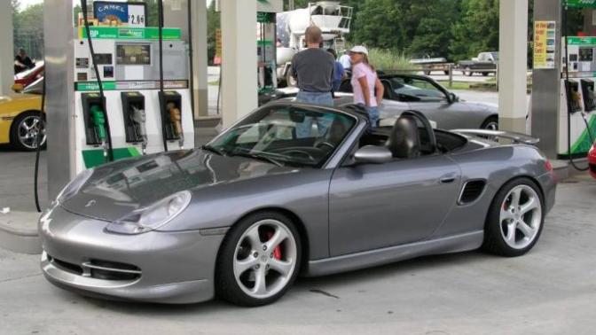 Porsche boxster vs bmw z4 vs mercedes slk vs audi tt vs opel gt?