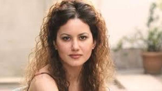 HANDE ERÇEL şaka şaka YILDIZ ASYALI güzelmidir?
