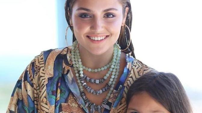 Hande Erçel Esmer Güzeli mi?