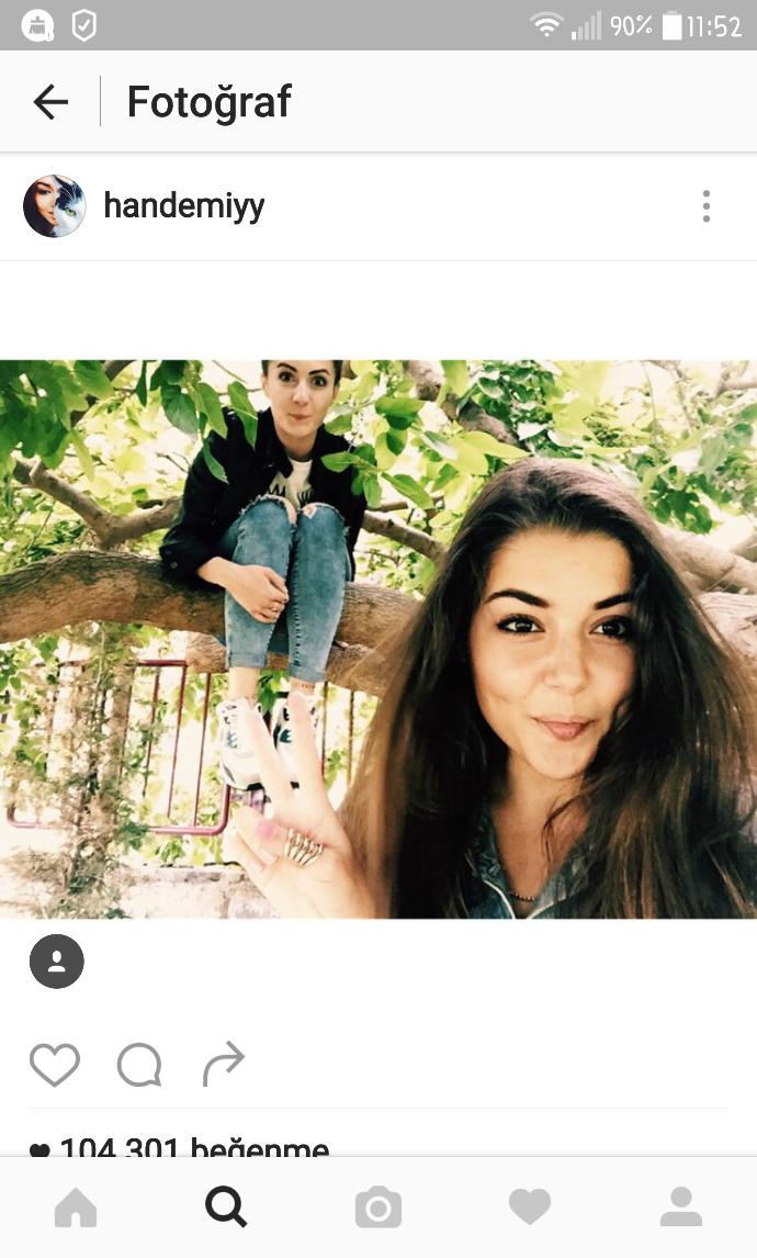 Hande Erçel niye dilini çıkarıyor?