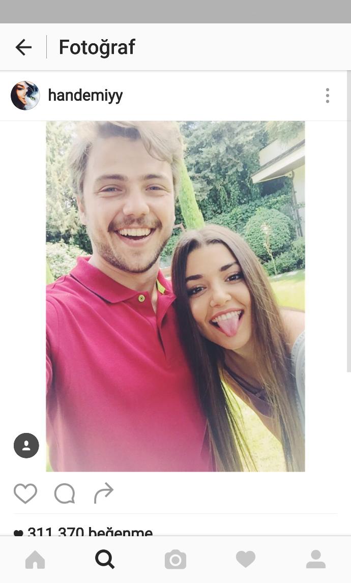 Hande Erçel niye dilini çıkarıyor?