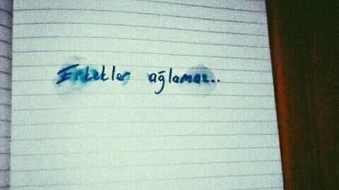 Erkekler ağlamaz mı?