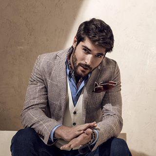 Francisco lachowski'yle evli olsanız Nick bateman'da size yürüse francisco'yu aldatır mısınız?