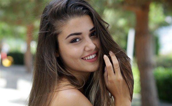 Off bu kız nasıl estetiksiz bu kadar güzel ???