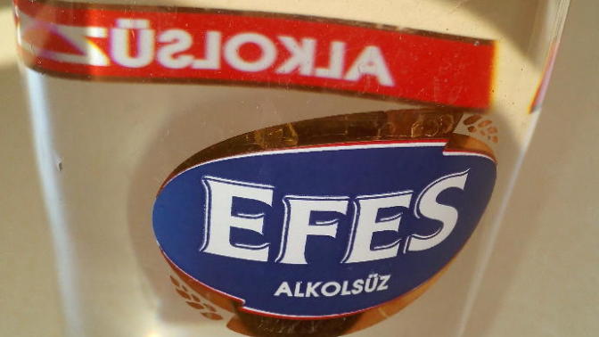 Efes bardağıyla su içiyorum, caiz midir mübarekler?