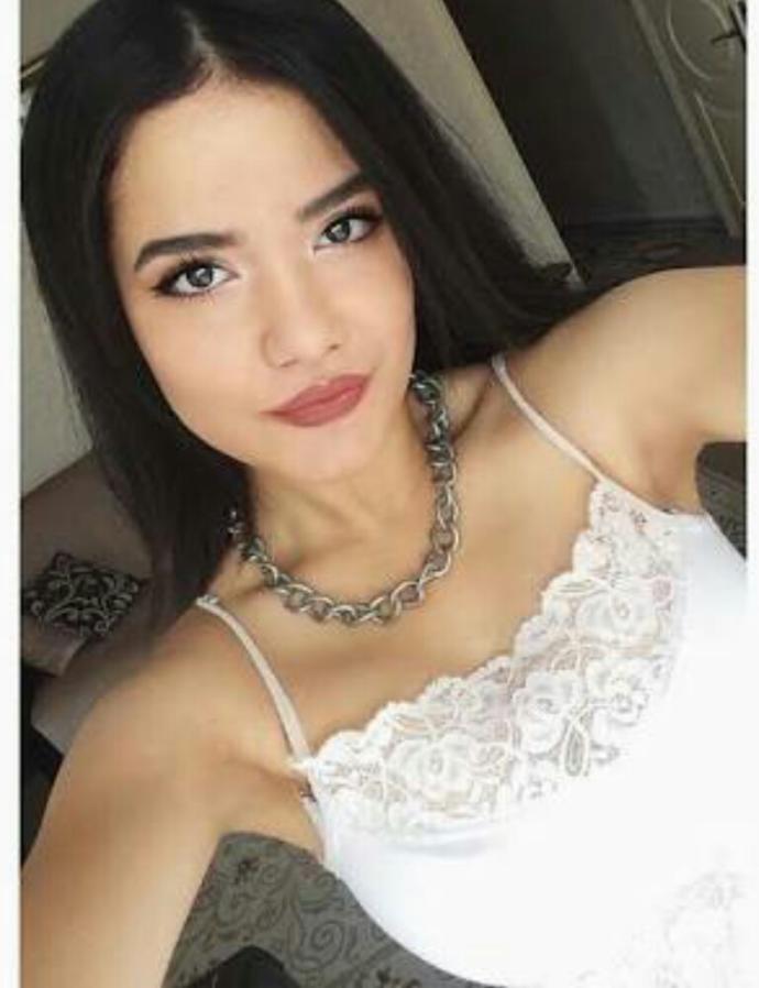 Ya bu kiz cok guzel degil mi?
