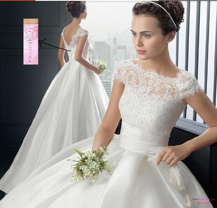 Nişanlıyım gelinlik modeli bakıyorum, balık etli ve 1.55 boyundayım, sizce hangisi daha çok yakışır?