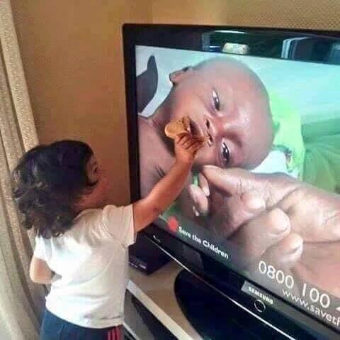 Dünyayı çocukların merhameti yönetmeli ..Sizcede öyle değil mi?