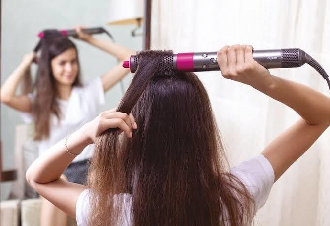 Fotoğraflardaki gibi dalgalı saçlar nasıl yapılır?