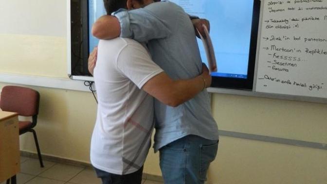 Lise Fotoğraflarınız Duruyor mu (Resimli) 😢?