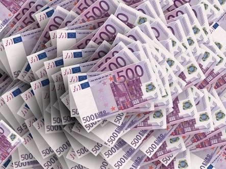 Elinize 100 milyar euro para verseler o parayla neler yaparsınız?