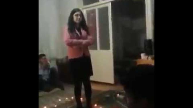 Aşkım izmirin neyi meşhur? Çıldırıyorum :)) Siz izlediniz mi?