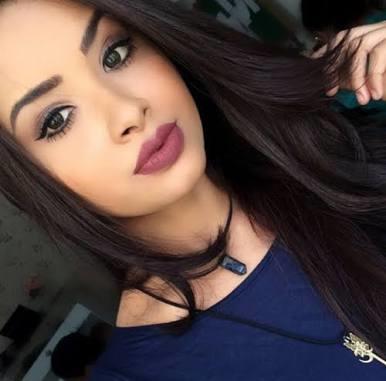 Sizce de Nara Almeida güzel değil mi? Kendisi İspanyol bir manken ama duyduğuma gore ana baba farklı ikizi burada nerde?