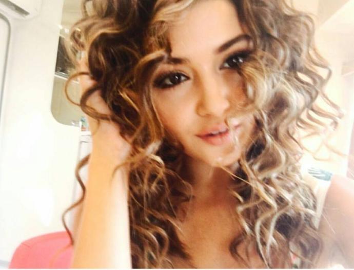 Hande Erçelin Avrupai bir Güzelligi mi var?