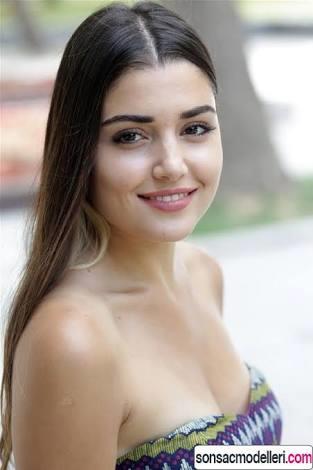 Rus manken İrina Shayk'mi güzel yoksa Hande Erçel'mi?