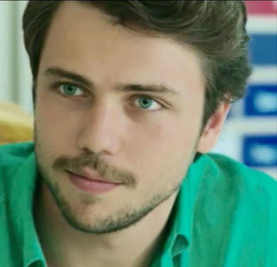 Tolga Sarıtaş (fotoğrafı ekte) bıyığı nasıl bırakılır?