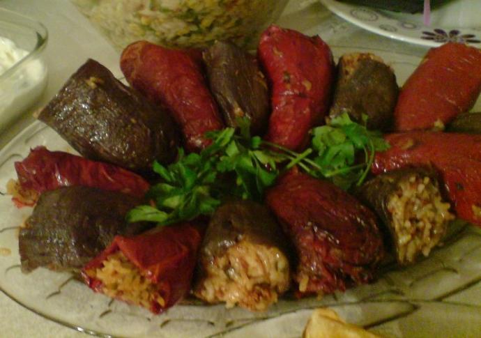 Kuru Dolma mı Yaprak sarması mı?