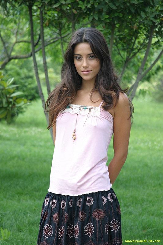 Cansu dere mi fahriye evcen mmi?