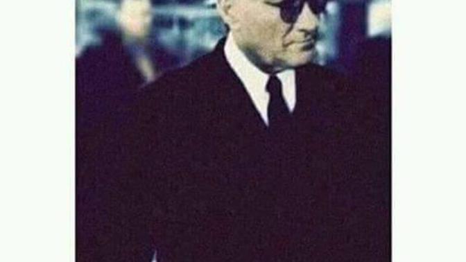 Mustafa Kemal Atatürk'ü niye seviyorsunuz?