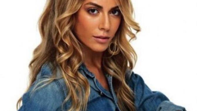 ✌Hangisi daha güzel? Sinem Kobal, Beren Saat, Tuba Büyüküstün? ?